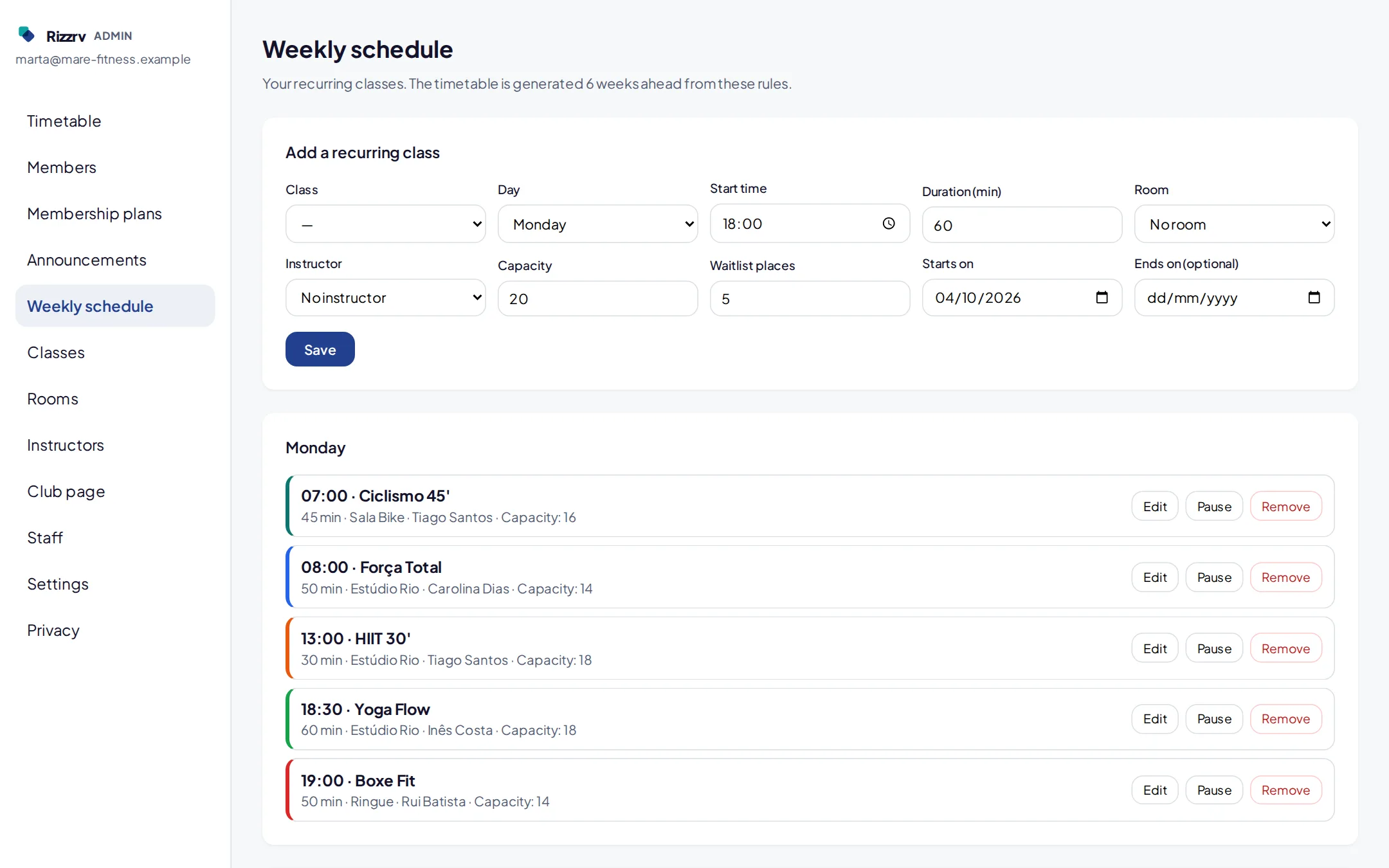 Weekly schedule with the recurring classes from Monday to Friday